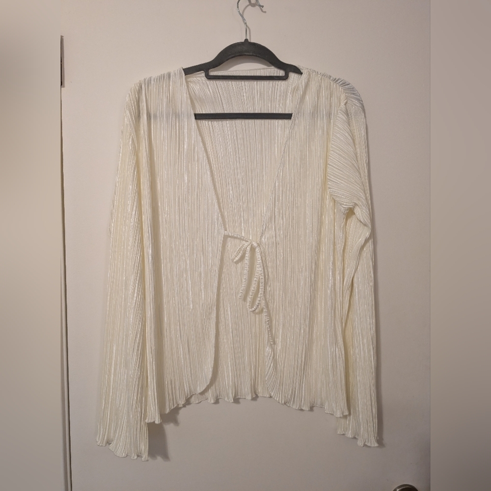 Amazon Women's Cream Pleated Top